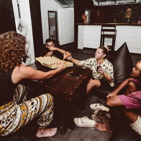 House Of Wolves Hostel 판타이체낭 외부 사진
